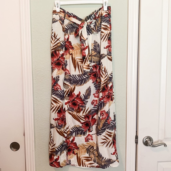 White Tropical Print Belted Button Down Slit Maxi Skirt - Picture 9 of 9